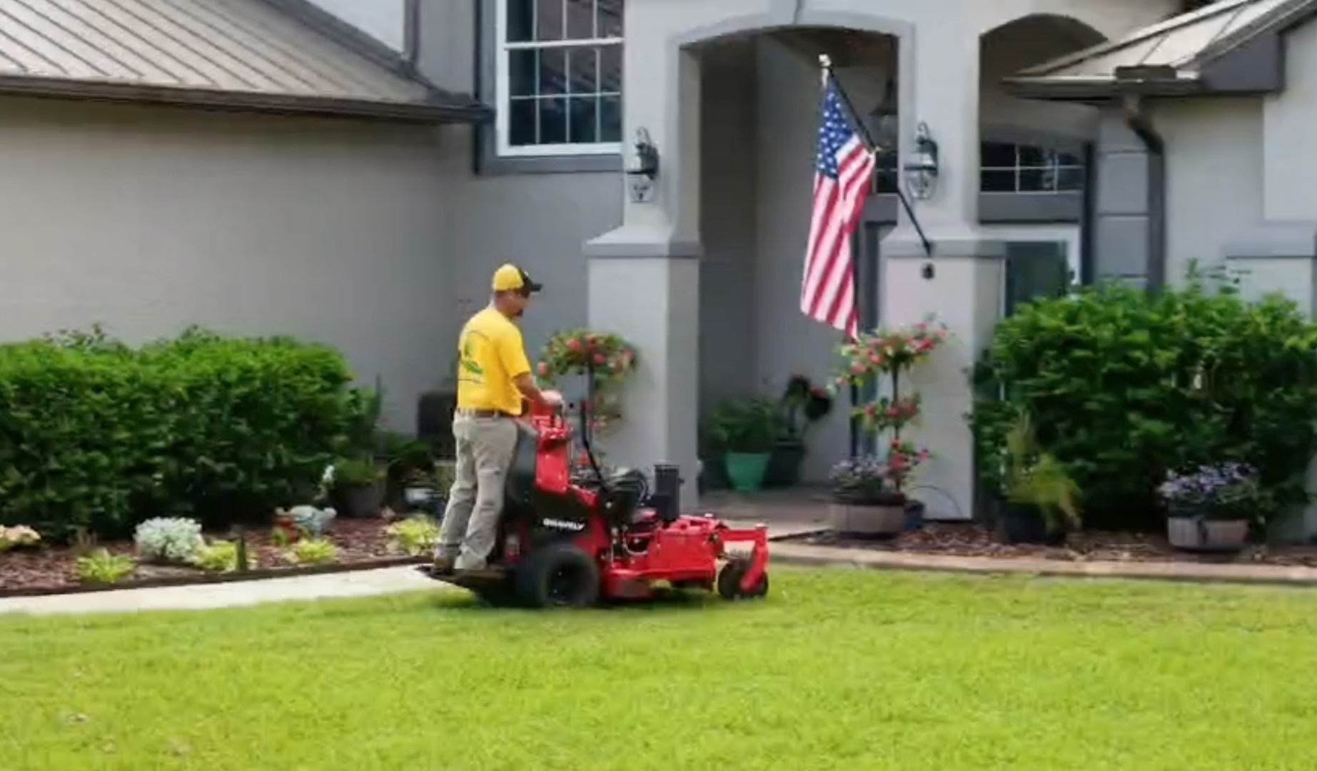 Emerald Lawn Maintenance