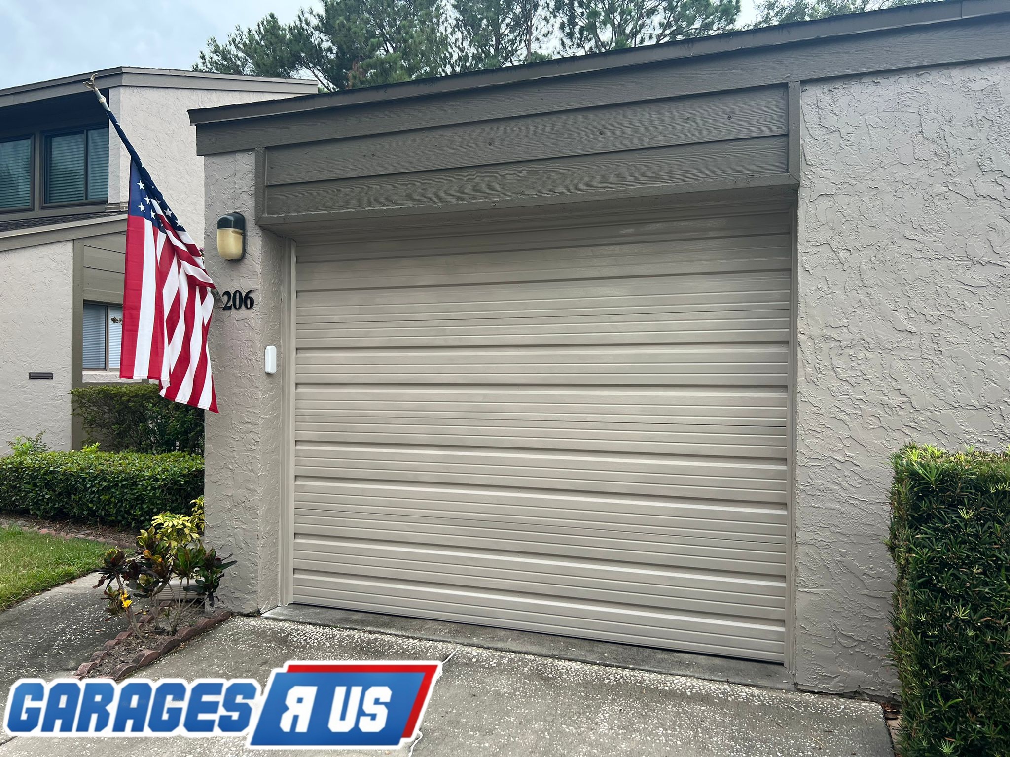 Garages R Us picture