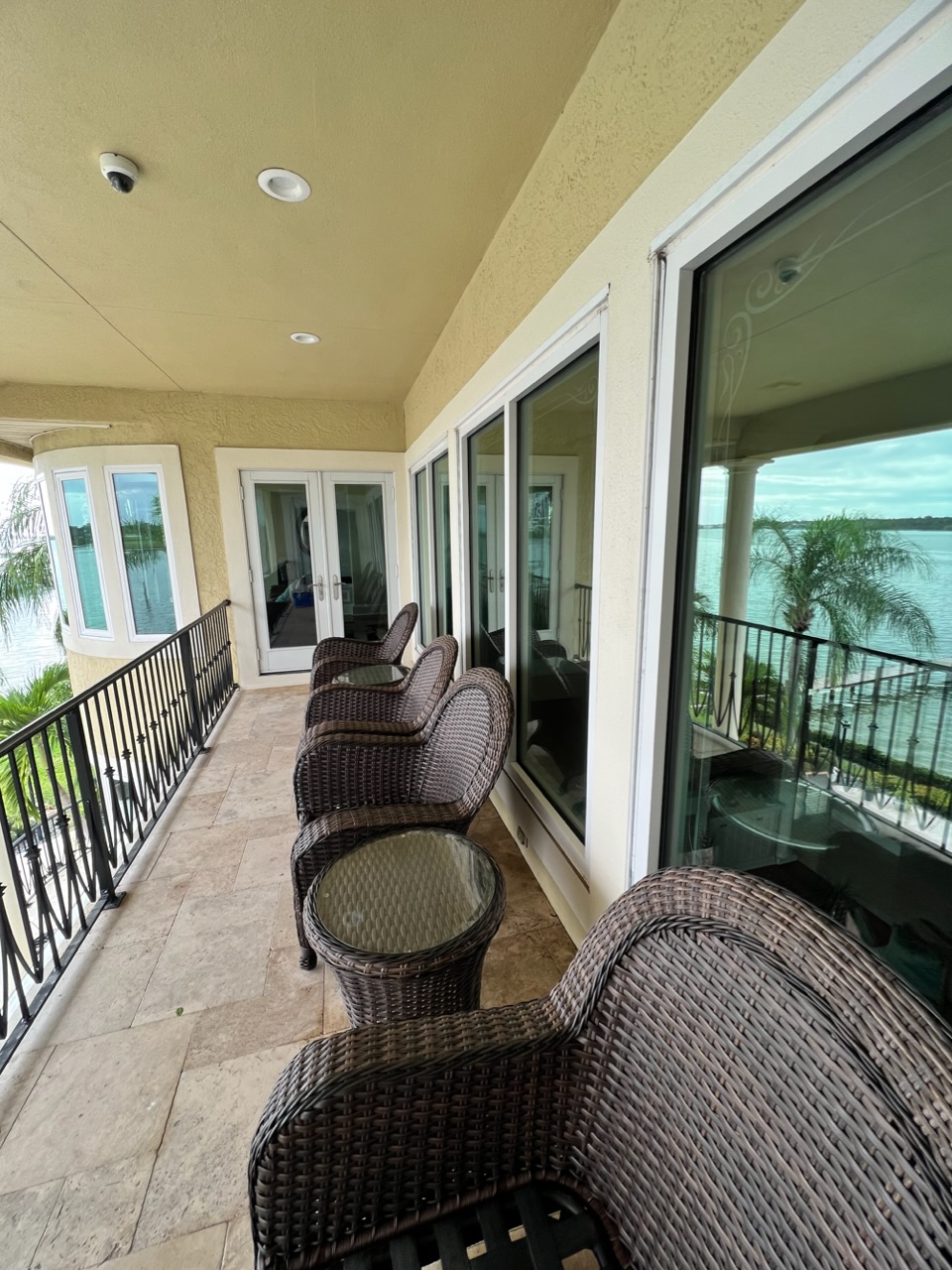 Latorre Window Cleaning & Pressure Washing picture