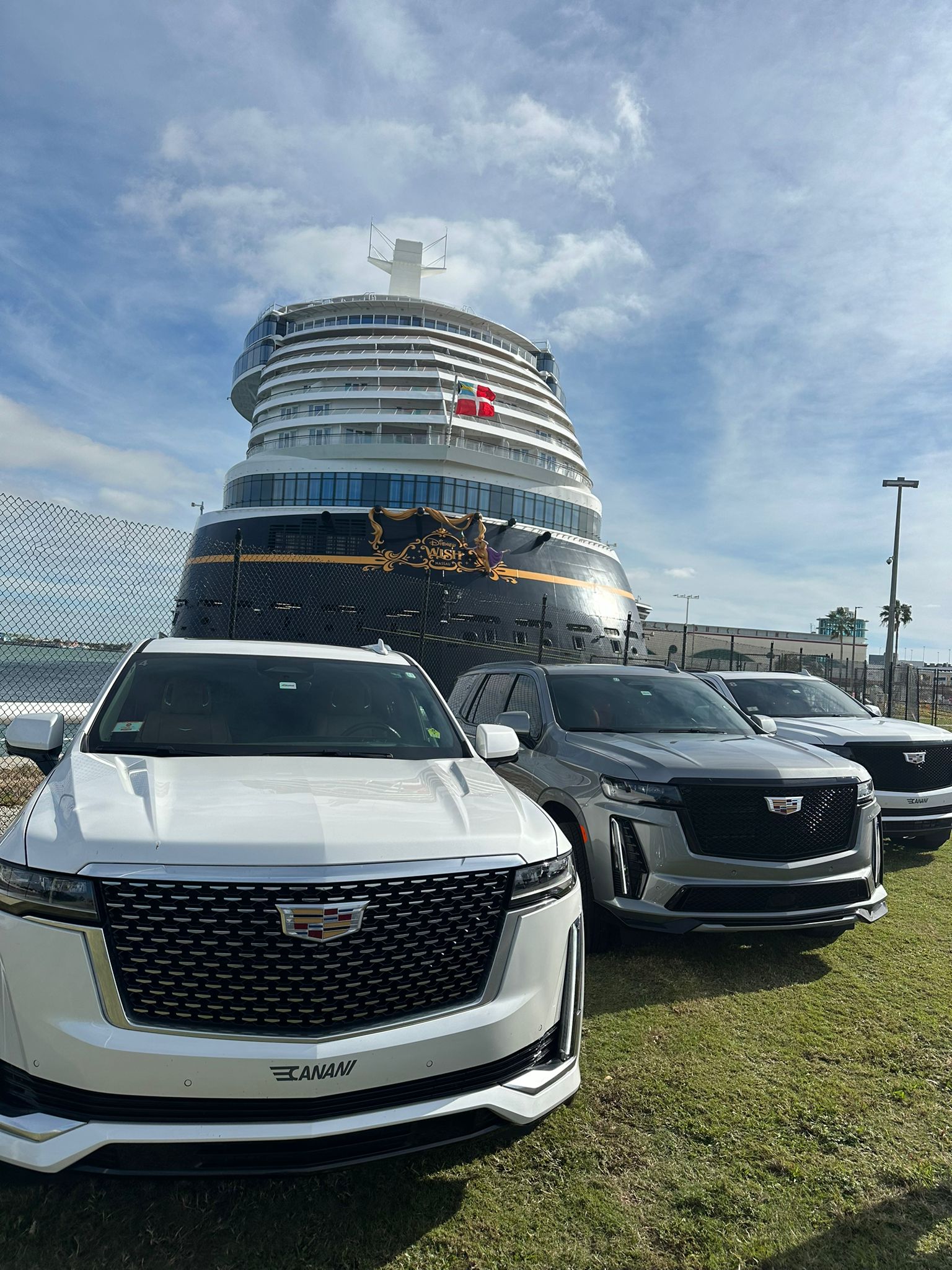 Town Car Orlando picture