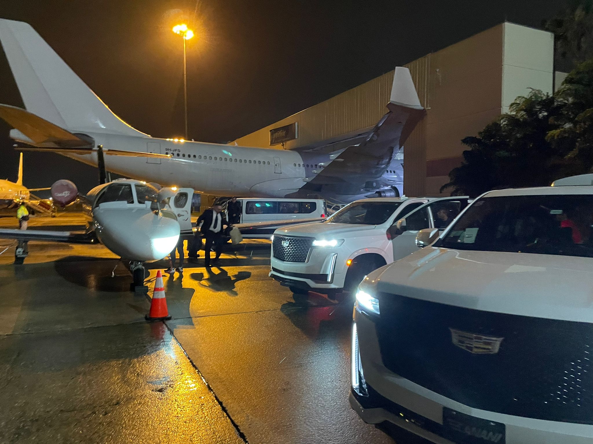 Town Car Orlando picture