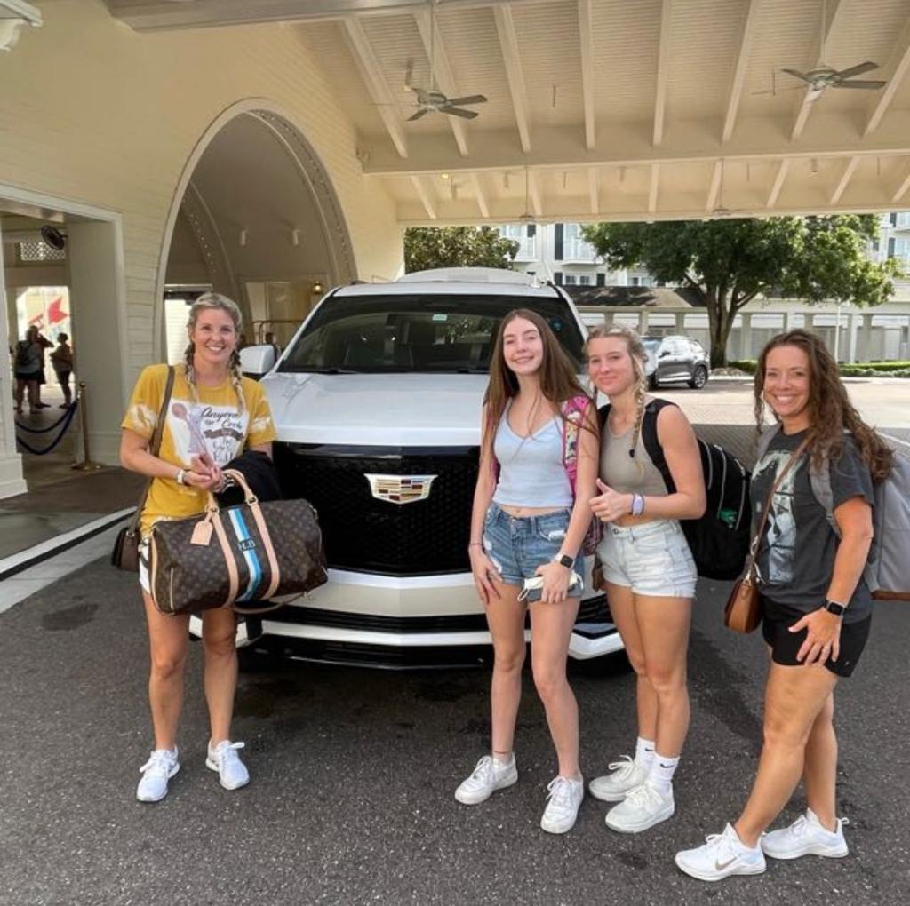 Town Car Orlando picture