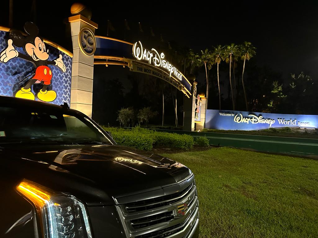 Town Car Orlando picture