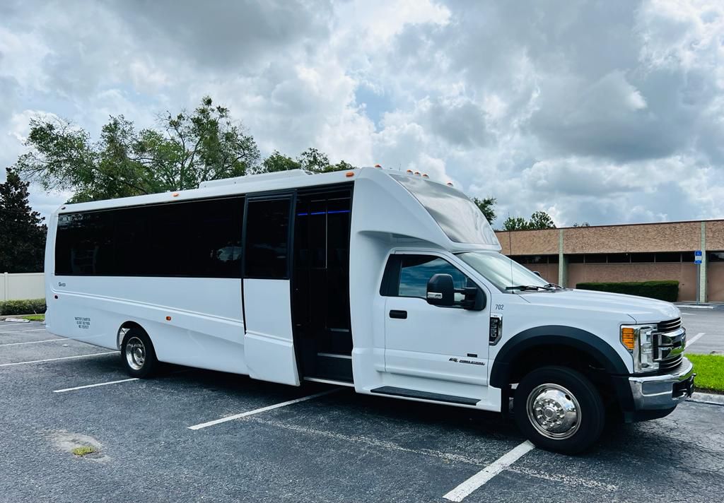 Town Car Orlando picture