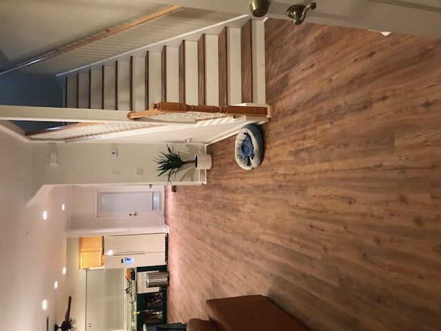 Oscar Floors & Renovation picture