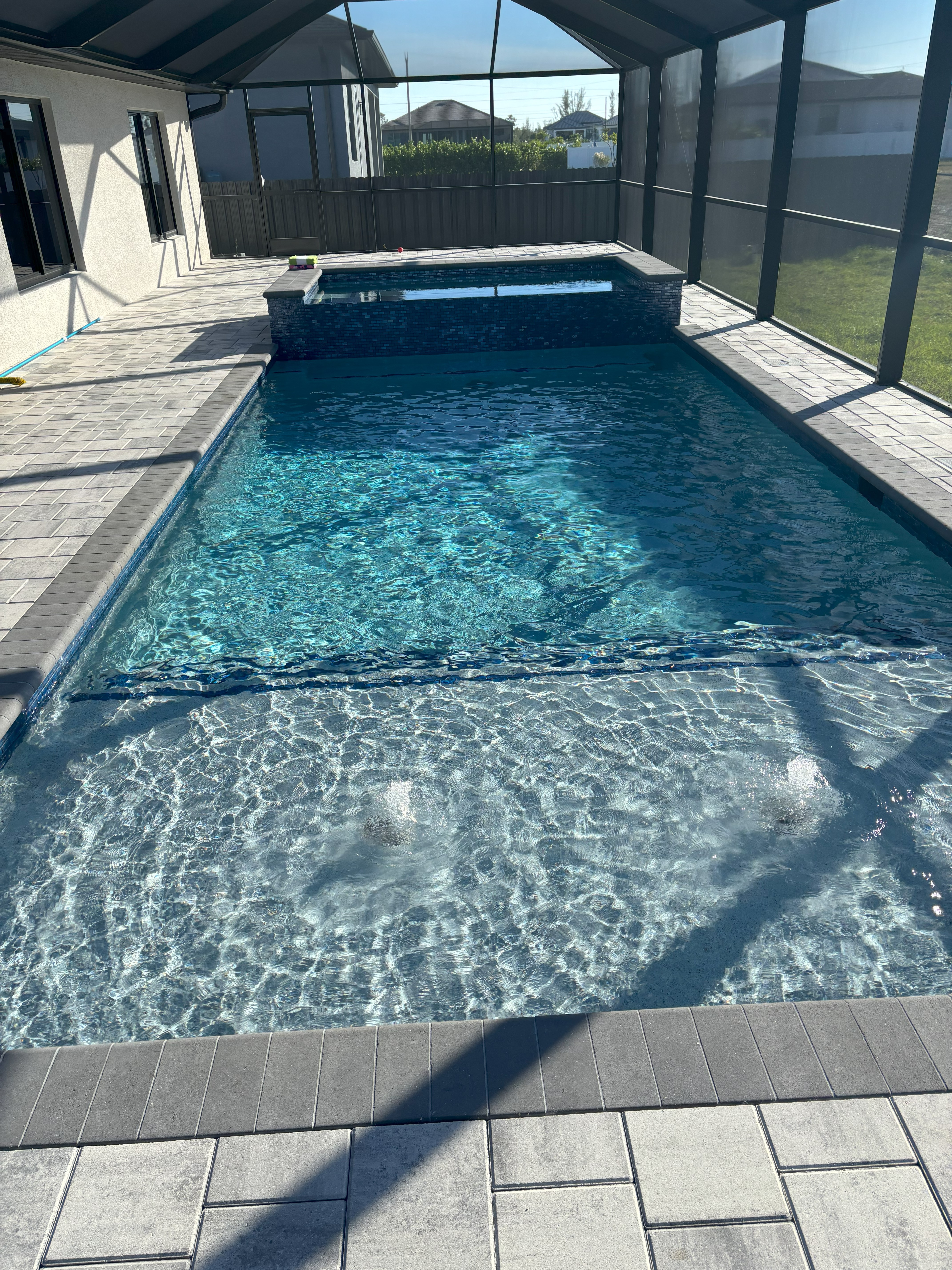 End 2 End Pool and Property Services Inc. picture