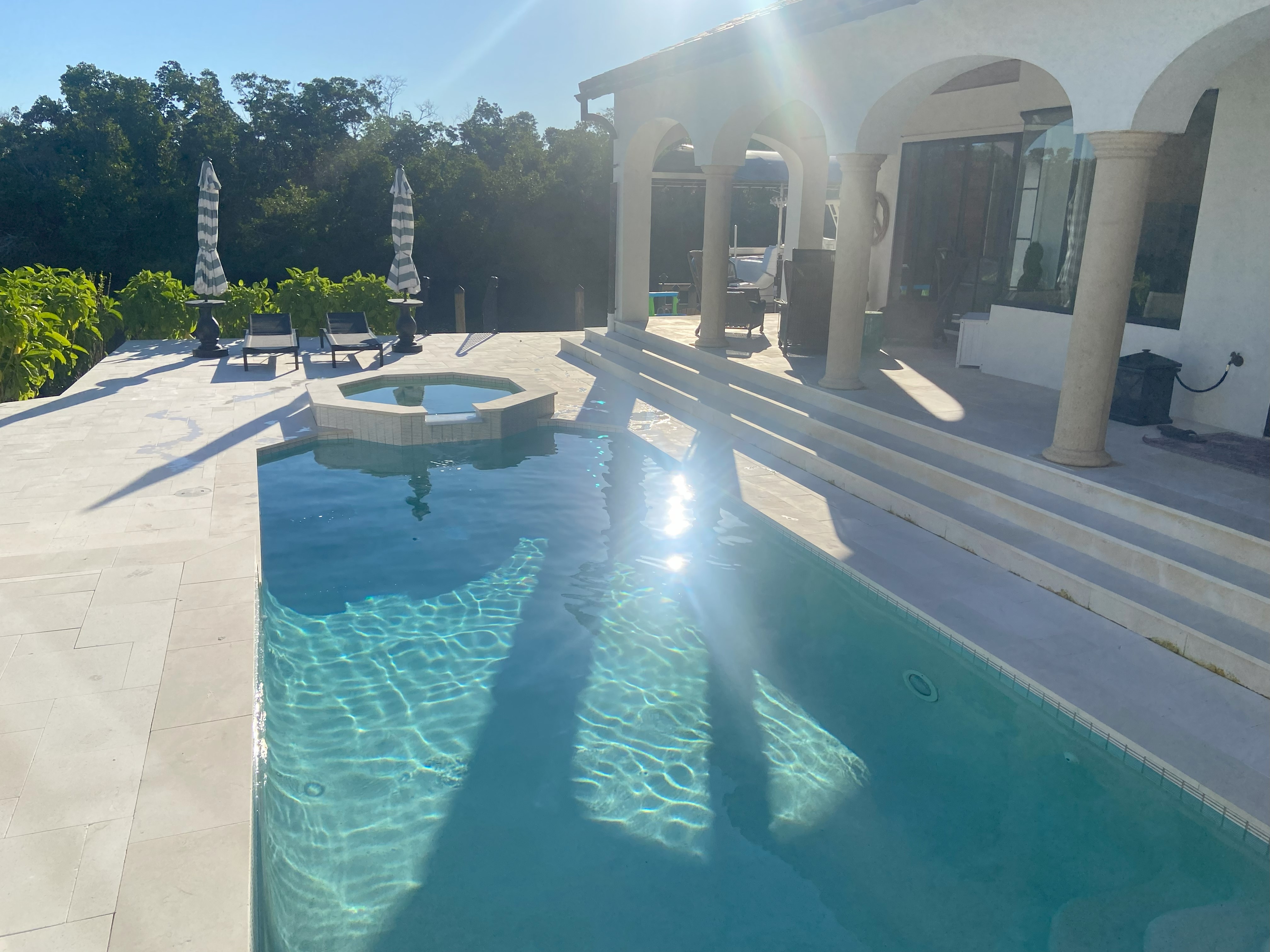 End 2 End Pool and Property Services Inc. picture