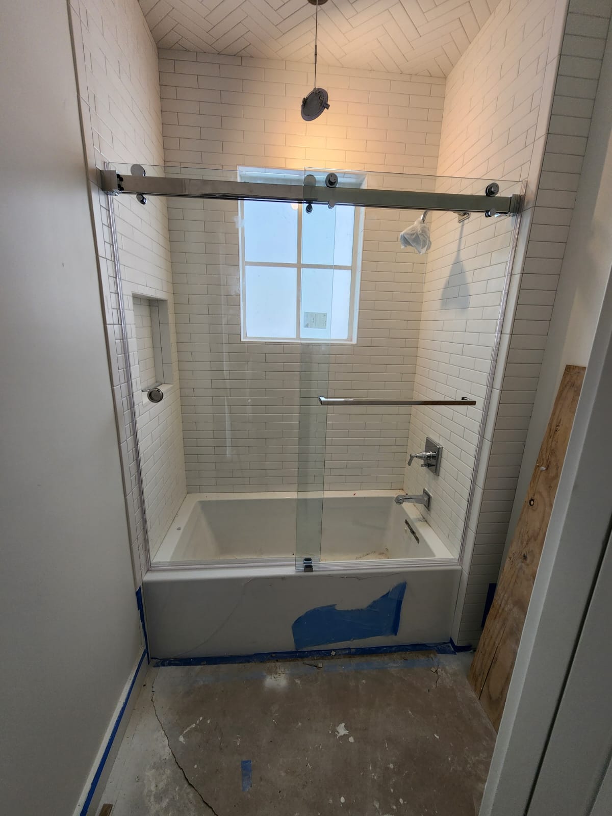 Jay's Shower Doors and More LLC picture