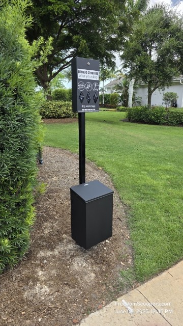 FREEDOM SCOOPERS PET WASTE REMOVAL SERVICES picture