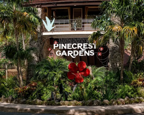 Pinecrest Florida HOA community