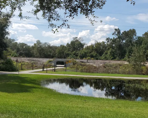West De Land City Image 3